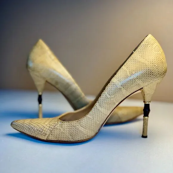 Gucci Python Bamboo Heel Pumps Tan Pointed Toe Vintage Size 40C Made Italy 90s